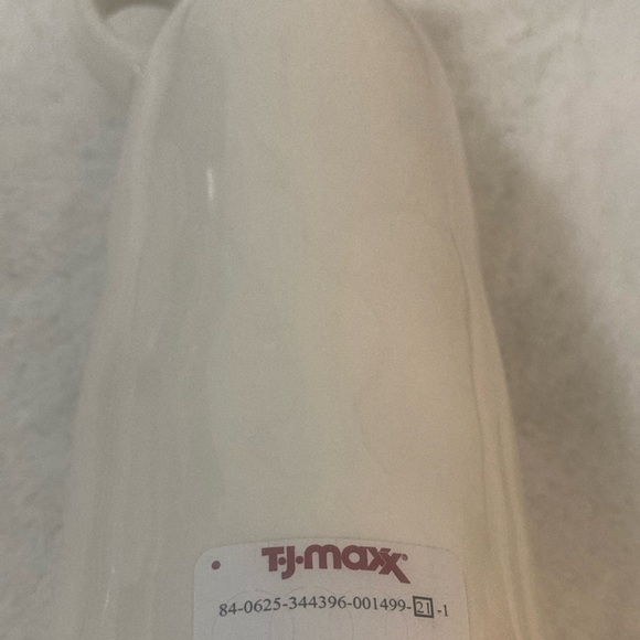 Rae Dunn Fresh Jug/Vase - Picture 2 of 6